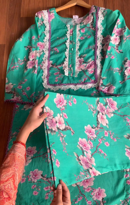 Elegant Floral Lawn Suit for Women – Summer Pakistani Dress (2 Piece)